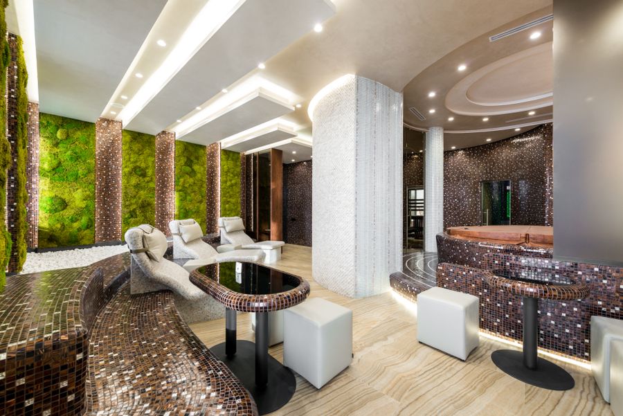 Heated loungers in the Kaaya hydrotherapy suite